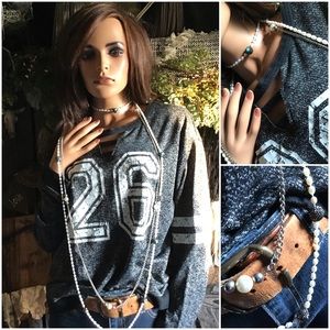 Raw Cut Bobbie Pullover Sweatshirt